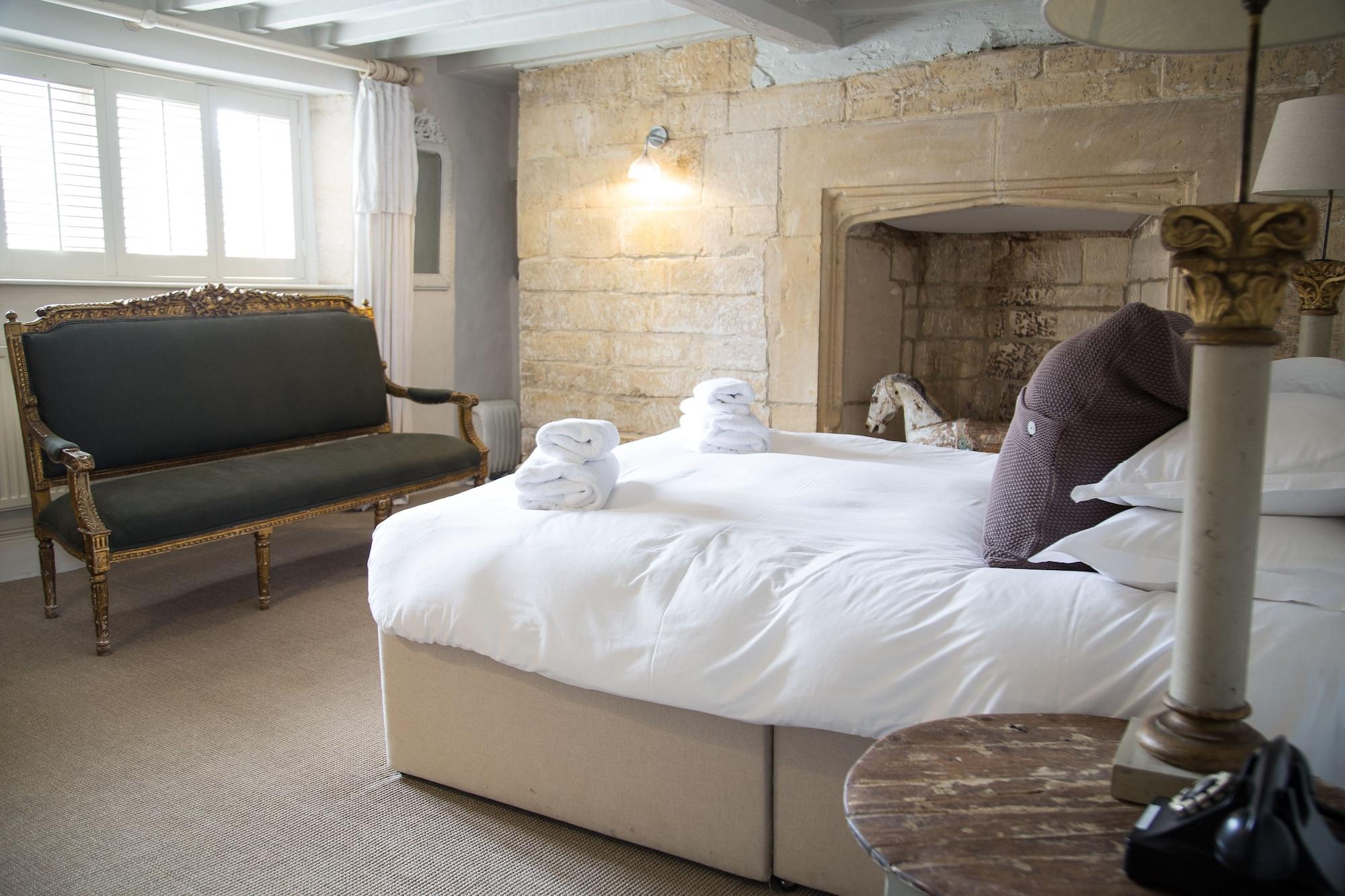 The Lion Inn Winchcombe Exterior photo